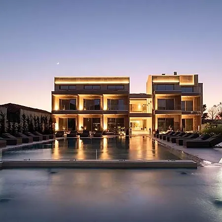 Hotel Oniro Boutique 4*